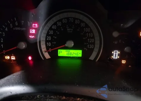 2007 Hyundai Entourage Gls/Limited/Se z USA, uszkodzony, nr VIN KNDMC233176025894